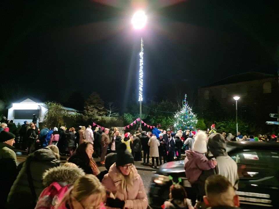Some 2,000 people turned out for the switching on of Tarboltons first ever Christmas lights display