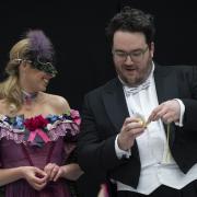 Jessica Leary and Andrew McTaggart in a previous pop up opera show