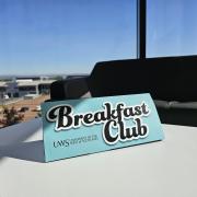 Students can get free breakfasts